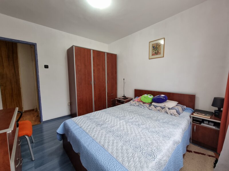 Sebastian Liberty Jumbo 1986 apartament etaj 3 str secundara 5 min Unirii